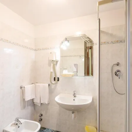 Ξενοδοχείο Castello 3*