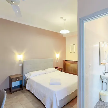 Castello Ξενοδοχείο 3*