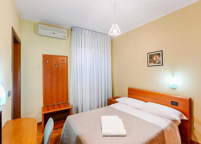 Castello מלון 3*