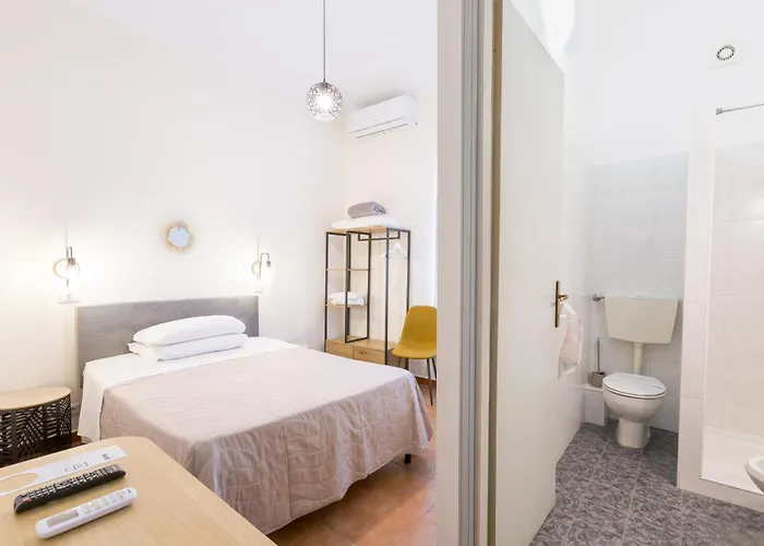 Castello Ξενοδοχείο 3*