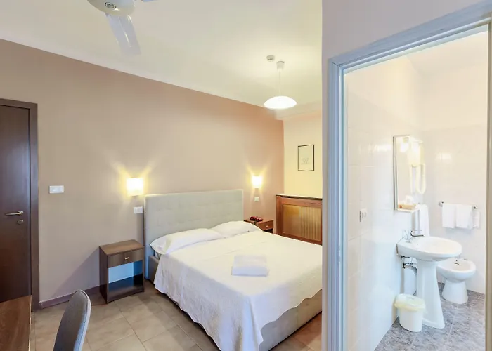 Castello Ξενοδοχείο 3*